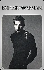 Emporio Armani - Uomo vestito di nero