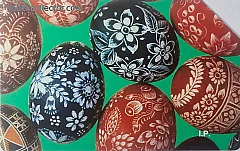 Pasqua 1996: Uova decorate - Sfondo verde (L. 15.000)