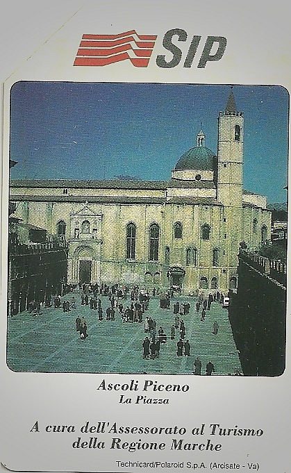 Marche - Ascoli (piazza)