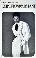 Emporio Armani - Uomo vestito di bianco (L. 2.000)