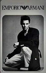 Emporio Armani - Uomo in ginocchio (L. 2.000)