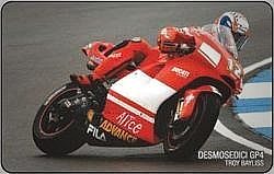 Ducati GP4 e il suo team - T. Bayliss