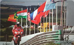 Ducati GP4 e il suo team - T. Bayliss (€ 5)